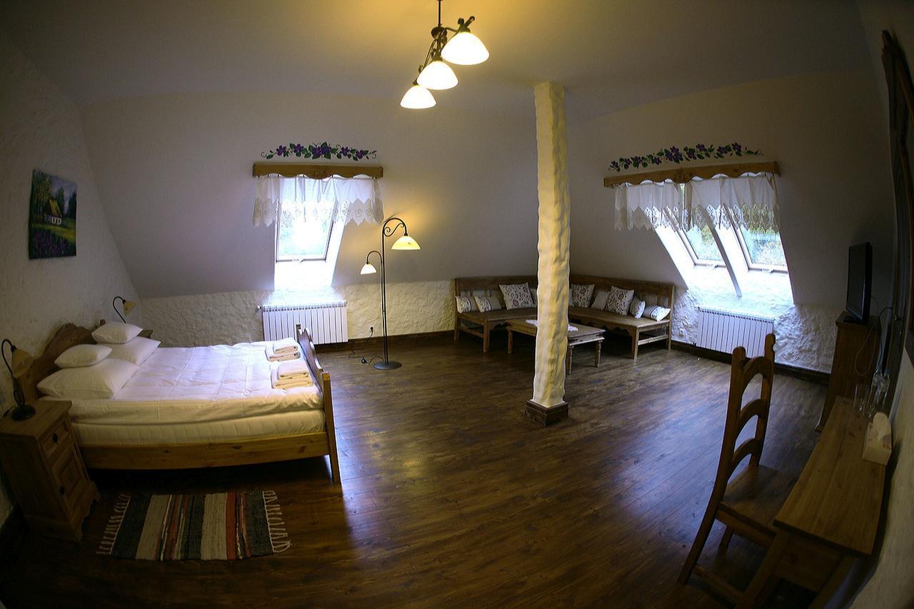 Lipowy Gosciniec Otwock Maly Quarto foto